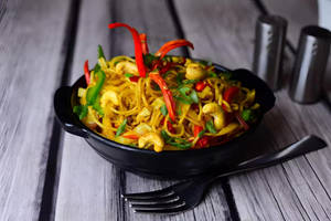 Veg singapuri noodles