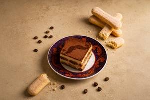 Nonna's Famous Tiramisu (Del)