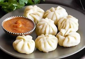 Veg Street Style Steamed Momos