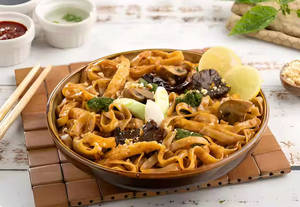 Veg Pad Thai Noodles