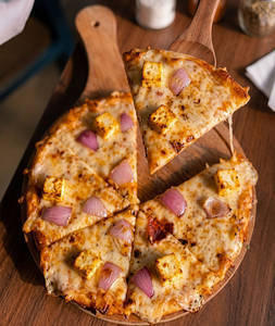 Paneer Harmony Pizza
