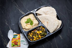 Pita Bread With Hummus