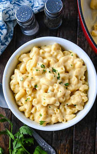 Mac'n; Cheesy Veg Pasta
