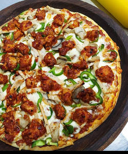 Chicken 65 Pizza