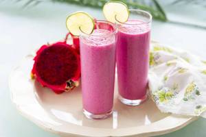 Dragon fruit milkshake