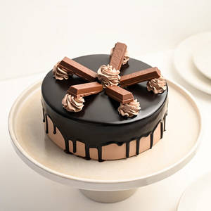 Kitkat Exotic Cake