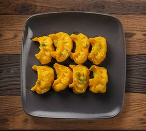 Corn Cheese Momos With Chutney