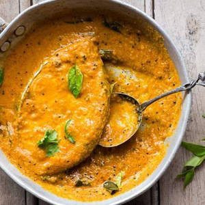 Anjal Curry (seer Fish Slice)