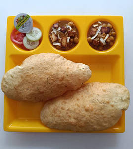 Paneer Chole Bhature
