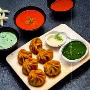 Steamed Cheesy Veg Momo