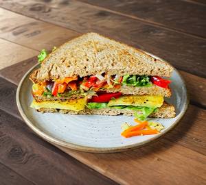 Green Garden Club Sandwich