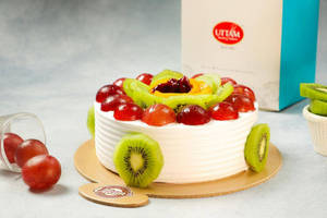 Fresh Fruit Cake