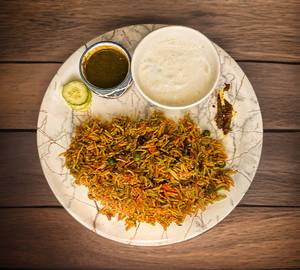 Jain Veg Biryani With Raita