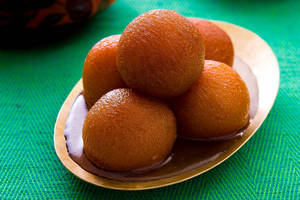 Falahari Gulab Jamun (1 Pc)