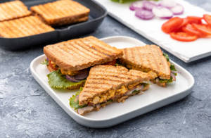 Peri Peri Paneer Sandwich