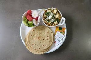 Matar Paneer with 4 Tawa Chapati Butter