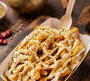 Tandoori cheese fries