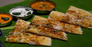 Onion & Chilli Uttapam
