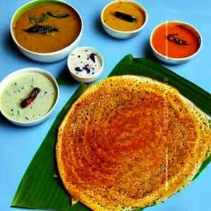 Ghee Cashew Onion Rava Roast