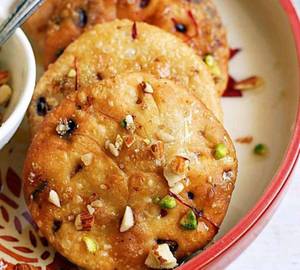 Mawa Kachori