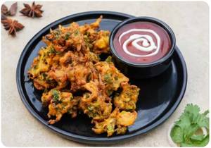 Pyaaz Pakoda [12 Pcs]