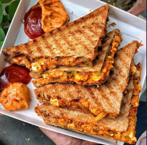 Paneer Tandoori Sandwich