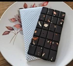 Roasted Almonds In Dark Chocolate [200 G, Pack Of 2]
