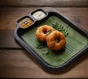 Vada (2 pcs)