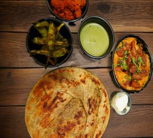 Chatpati Roti Gatte Ka Shak Combo