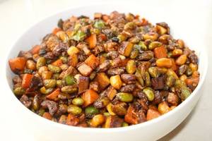 Four Treasure Veg In Spicy Hunnan Sauce 