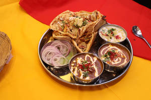 Utsav Special Aloo Chur Chur Thali
