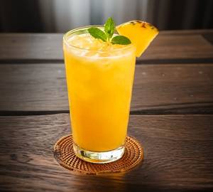 Fresh Pineapple Juice