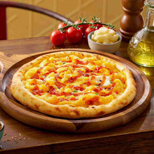 Mac & Cheese Pizza