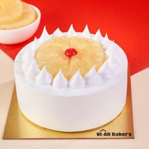 Classic Pineapple Cake