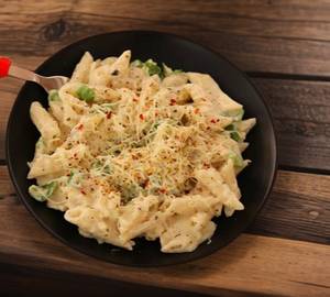 White Sauce Pasta