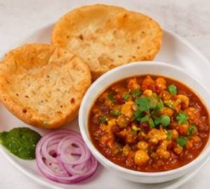 Kachori Sabzi