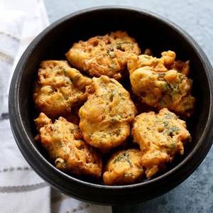 Mix Bhajiya [Pakora]