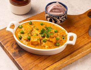 Paneer matar masala