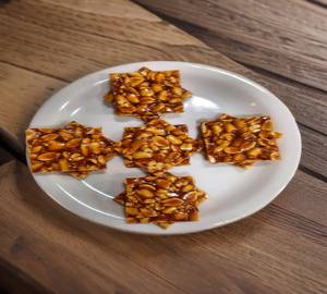 Whole peanut chikki