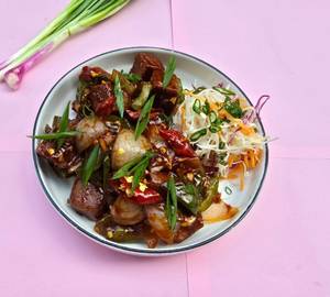 Evolved Plant Based Protein Bites In Dry Chilli Sauce
