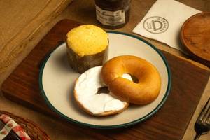 Bagel Combo (Bagel With Cream Cheese-1 Vanillla Muffin -1 )