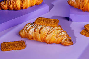 Biscoff Croissant