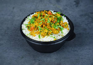Pot Rice With Coated Paneer