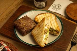 Sandwich Combo - 3 (Chicken Mayo-1, Walnut Brownie-1)