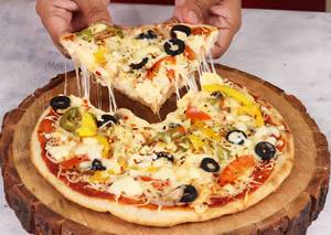 Mix Veg. Pizza {Medium}