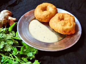 Sambhar Vada