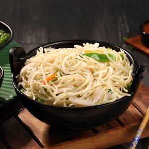 Veg Hakka Noodles