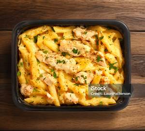 White Sauce Chicken Pasta