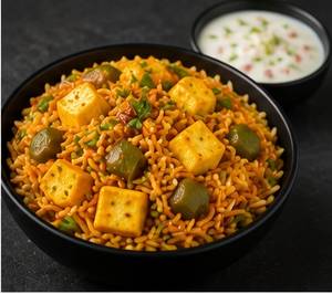 Paneer Chilli Biryani with Raita