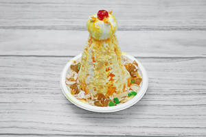 Mava Badam Gola With Ice Cream